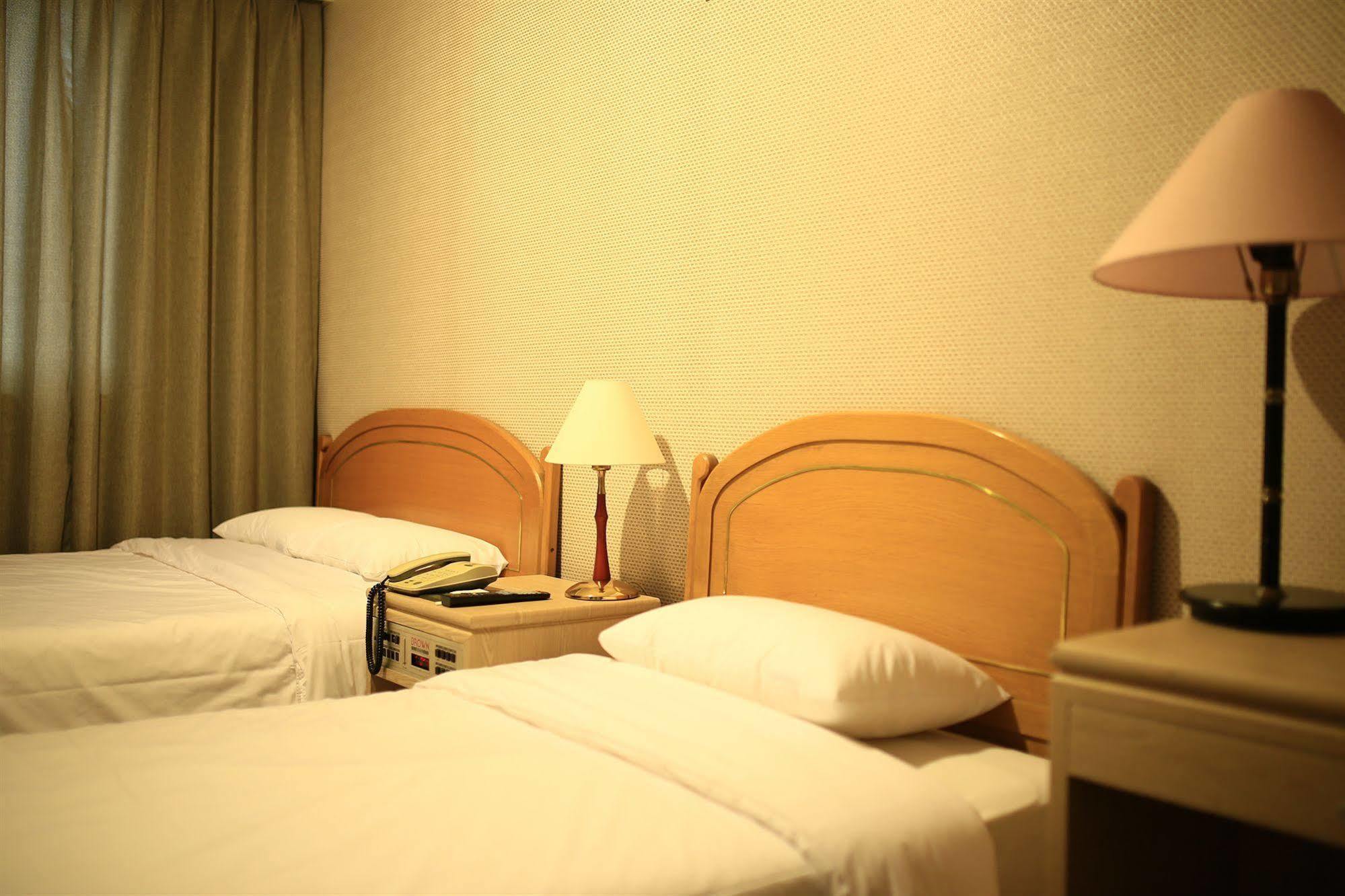 Brown Hotel Сеул Екстер'єр фото