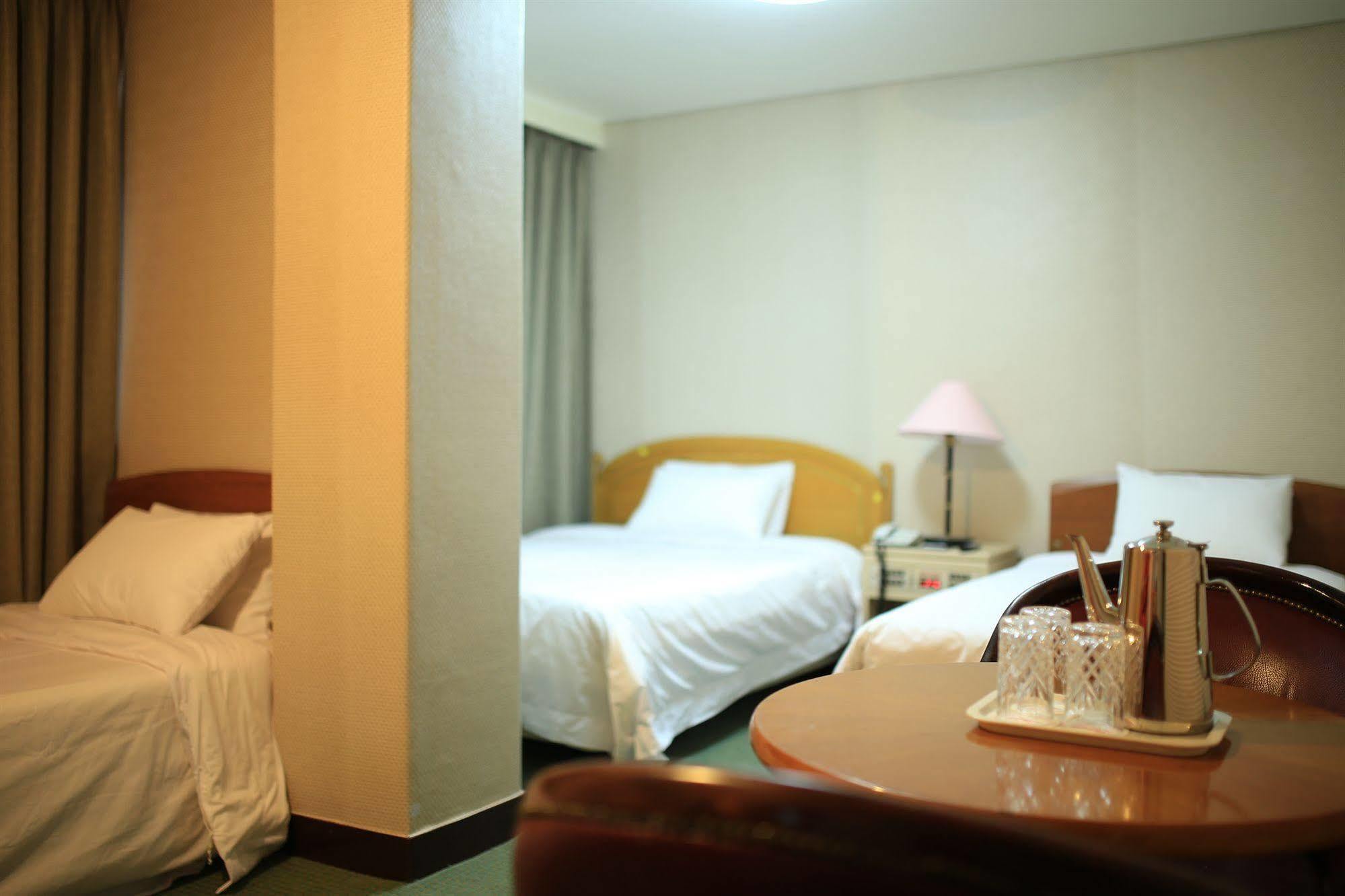 Brown Hotel Сеул Екстер'єр фото